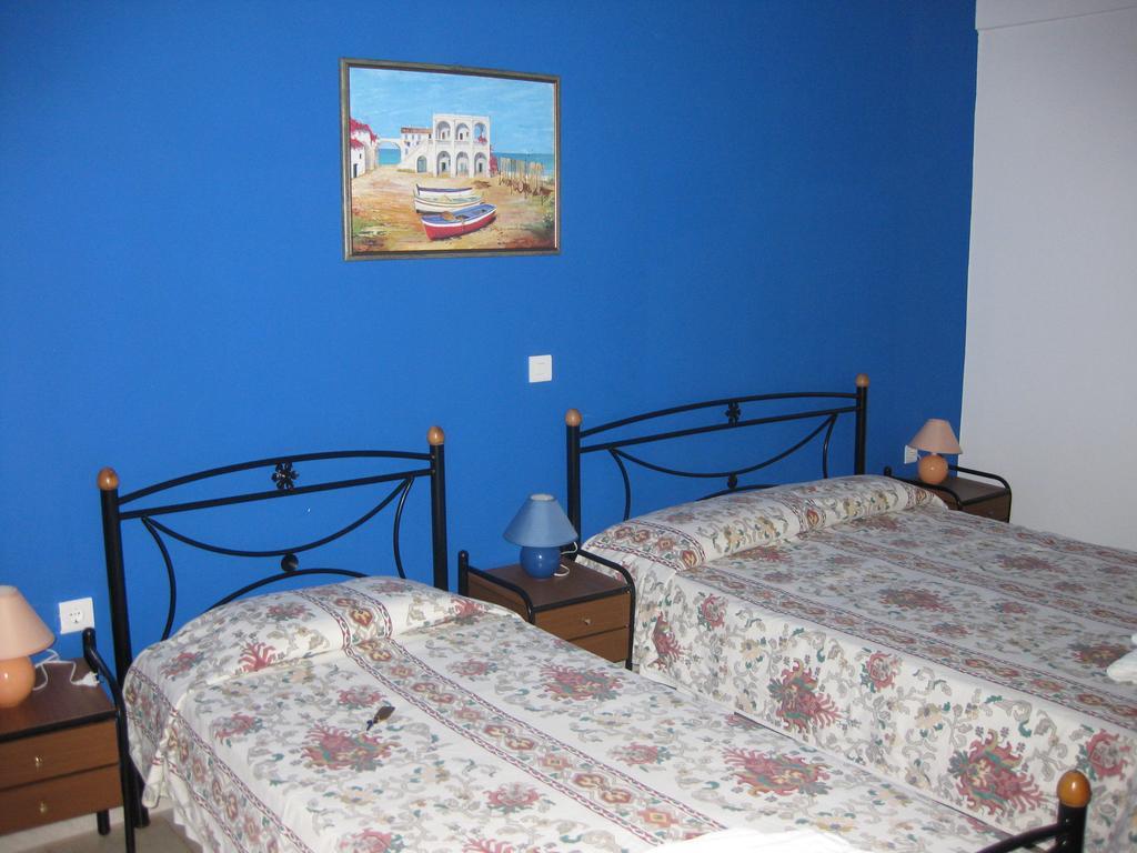 Calypso Hotel Lipsi Habitación foto